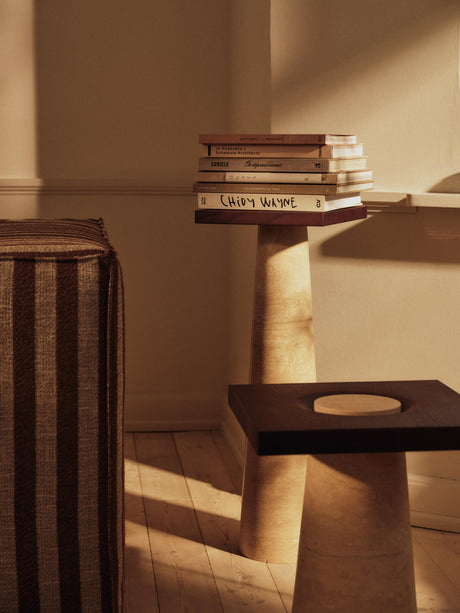 Mesa auxiliar Grova de Ferm Living