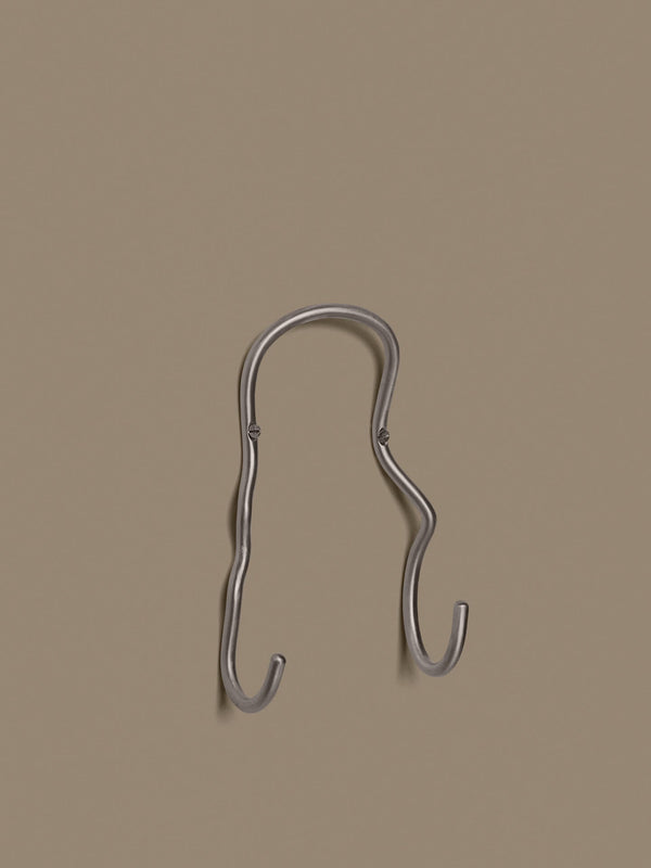 Colgador doble Curvature de Ferm Living