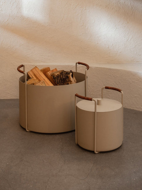 Cubo para leña Port cashmere · Ferm Living