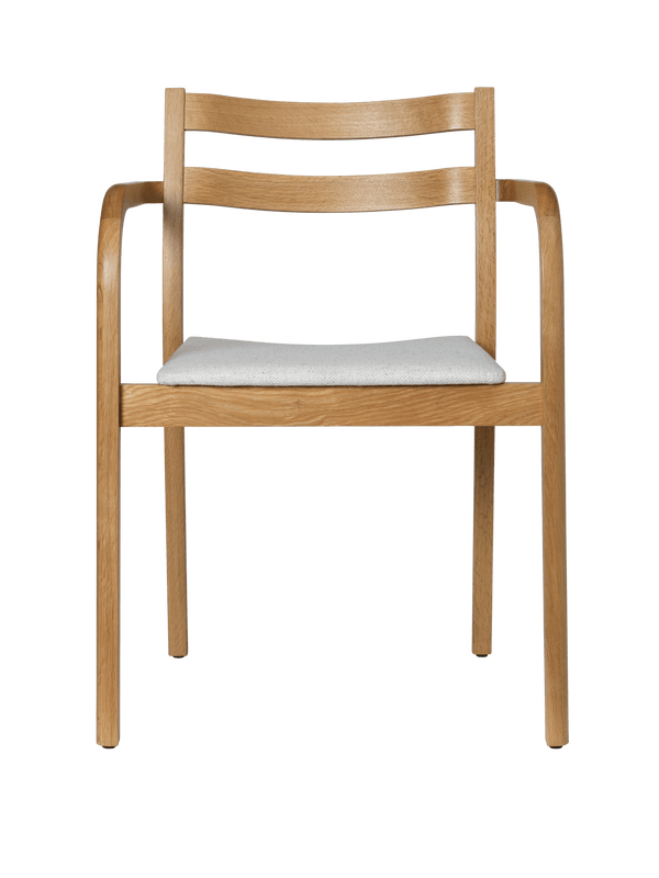 Silla de comedor Boda con brazos · Ferm Living Natural Oak · Staple Off-White