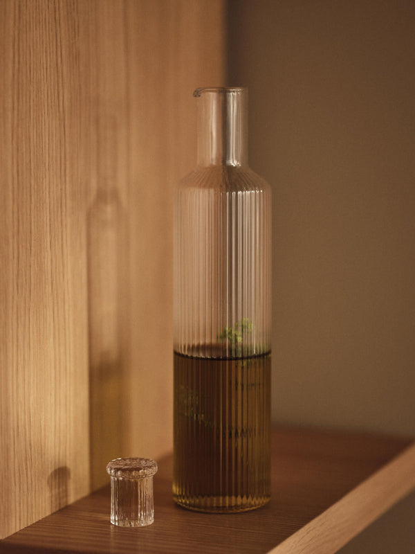 Ölflasche Ripple klar · Ferm Living