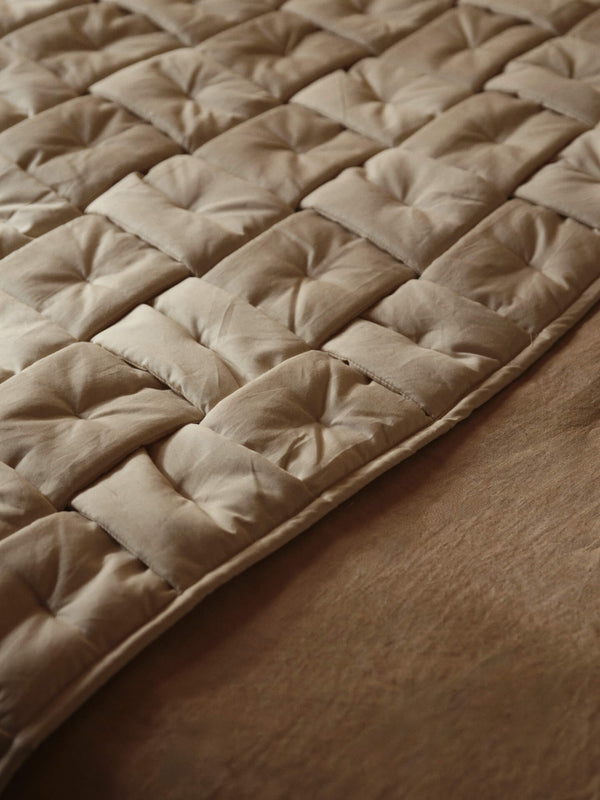 Runner da letto Sofi pergamena · Ferm Living