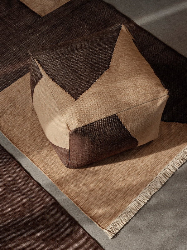 Puf cuadrado Forene de Ferm Living