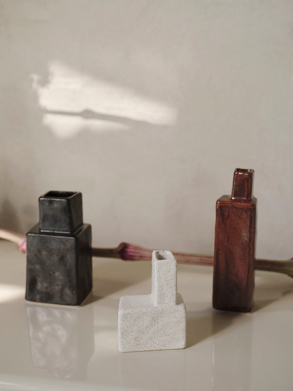Jarrones Koa de Ferm Living