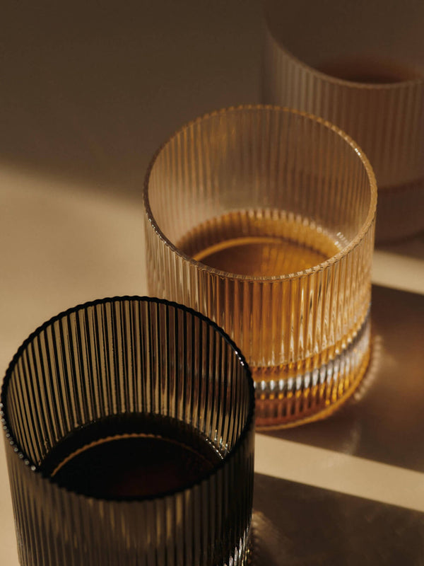 Vasos Ripple Tumbler de Ferm Living