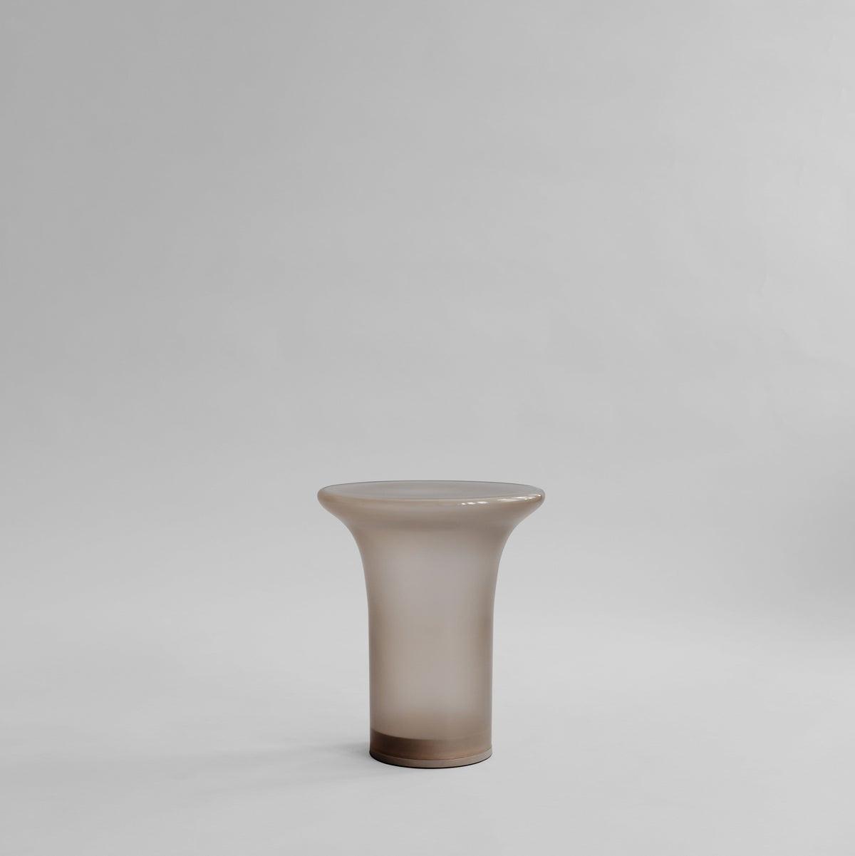 Mesa auxiliar Trumpet de 101 Copenhagen