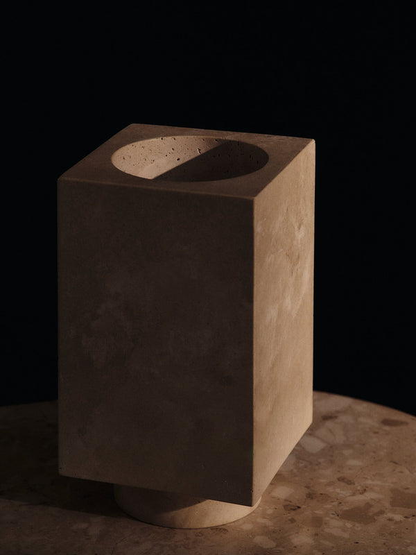 Jarrón Hew de Ferm Living
