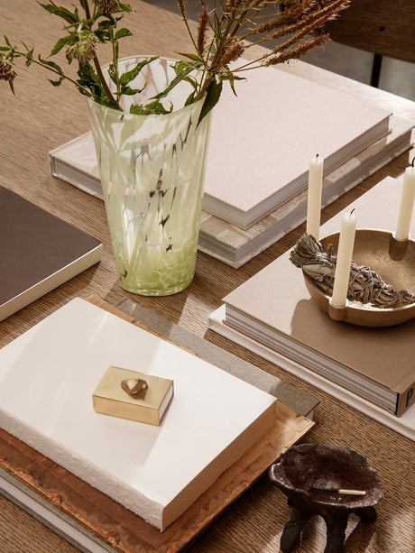 Jarrón Casca de Ferm Living