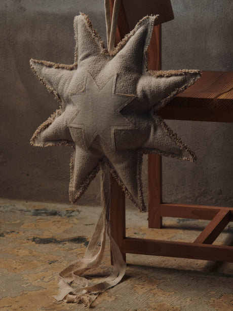 Adorno de ventana Vela · Ferm Living · ambiente