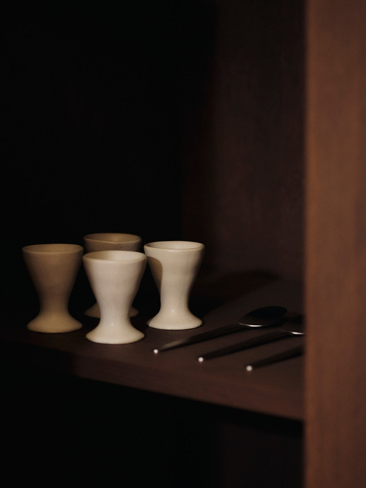 Hueveras Flow de Ferm Living