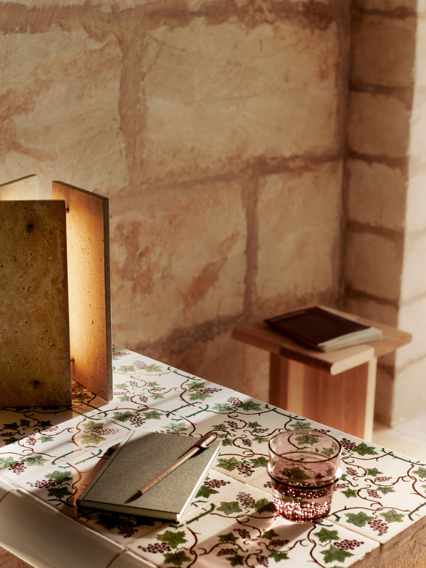 Lámpara de sobremesa Oeste de Ferm Living