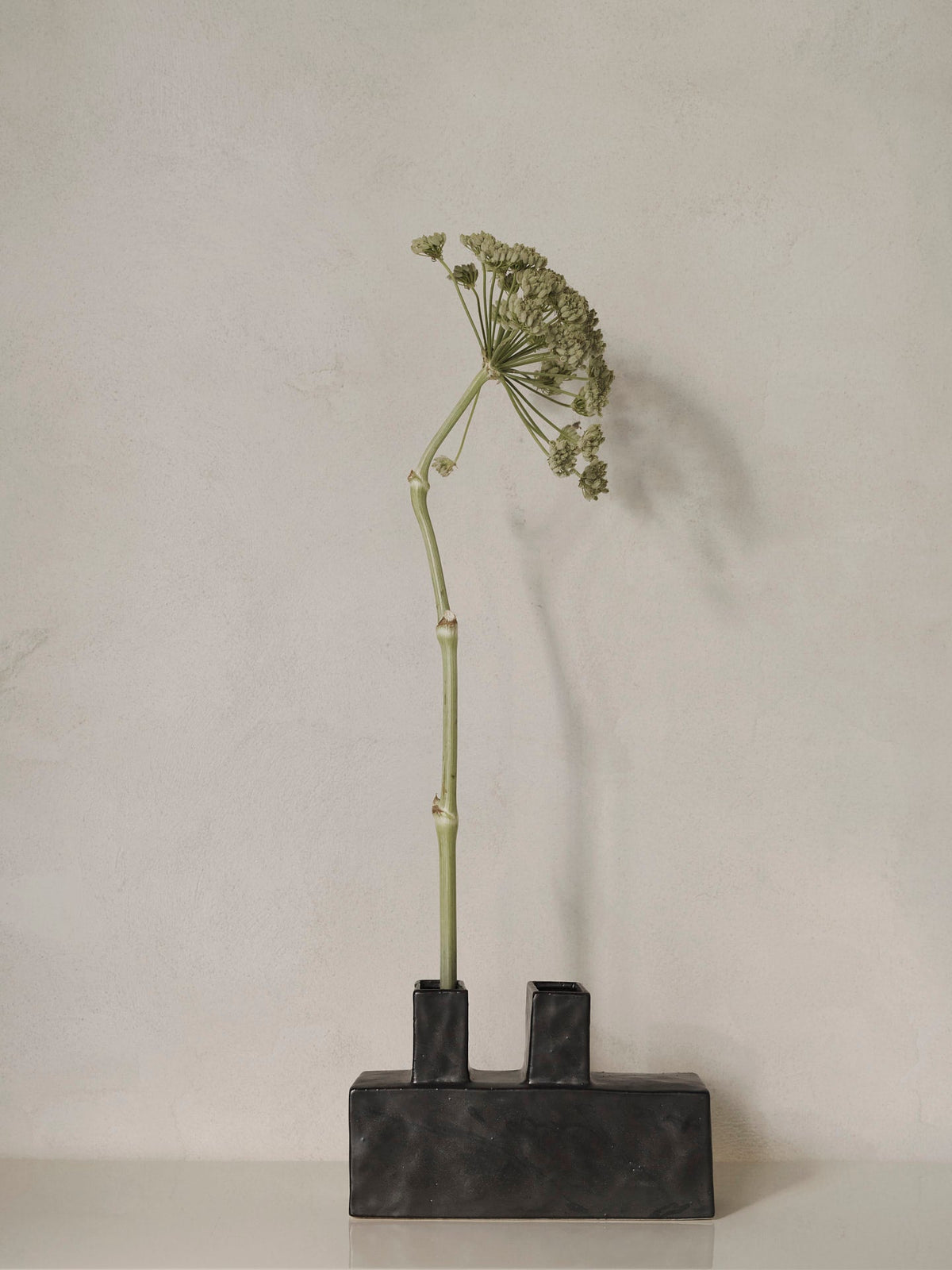 Jarrón Koa de Ferm Living