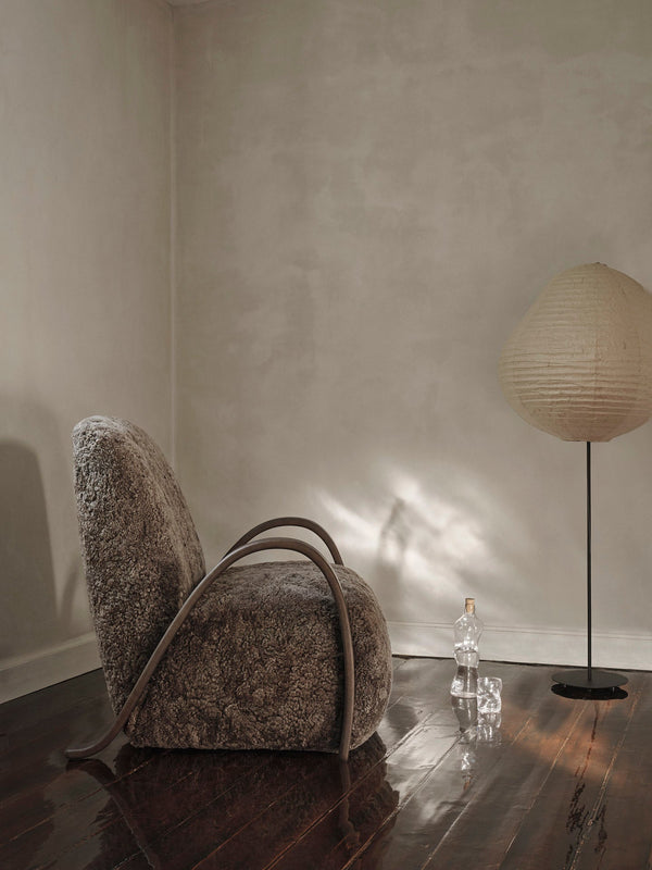 Lámpara de pie Kurbis alta negro/natural · Ferm Living · vista 4