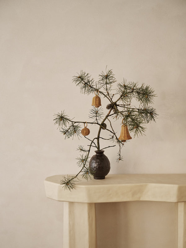 Bolas campana trenzadas Braided · Ferm Living · ambiente
