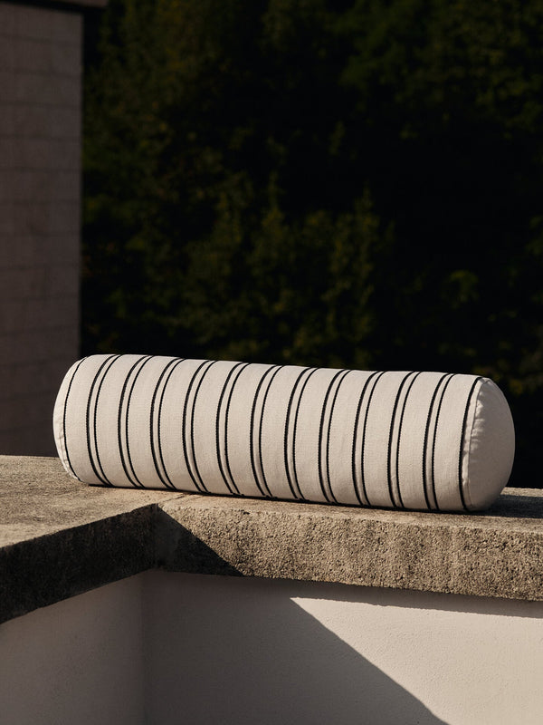 Cojín cilíndrico Twill de Ferm Living