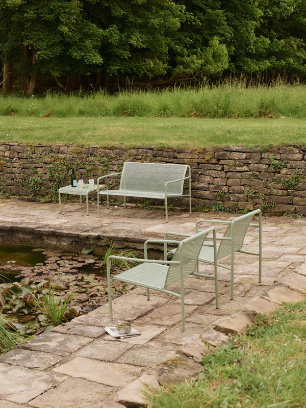 Butaca con brazos de exterior Dapple de Ferm Living