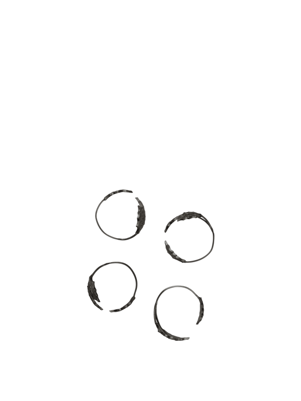 Servilleteros Holly Leaf · Ferm Living · Black Brass