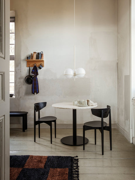Mesa de comedor Mineral de Ferm Living