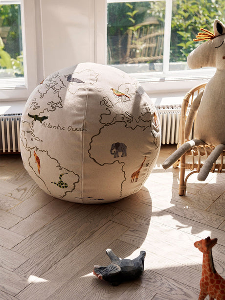 Puf The World de Ferm Living