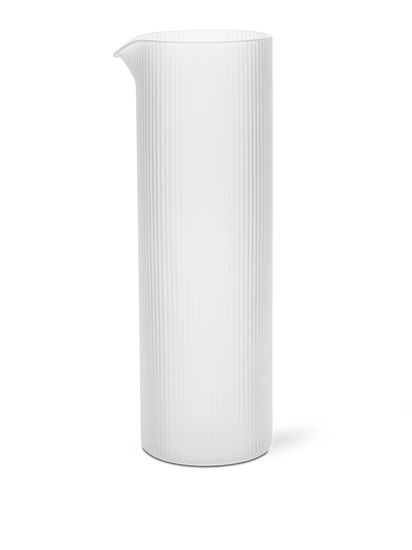Jarra de agua Ripple de Ferm Living