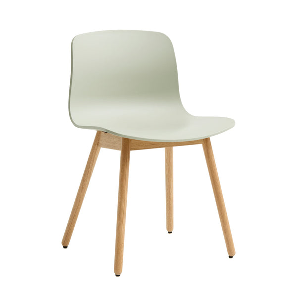 Silla About A Chair AAC 12 · HAY · pastel green 2.0 / Varnished Oak
