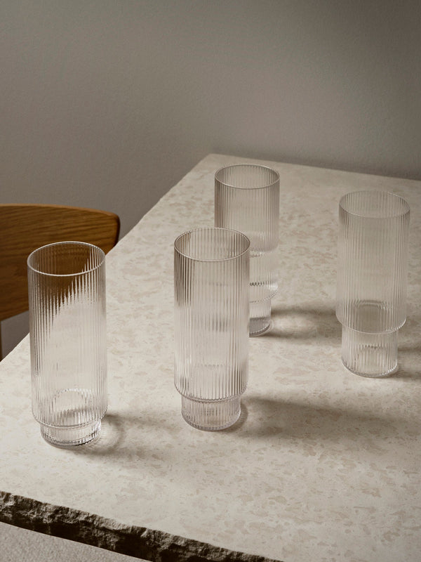 Vasos altos Ripple de Ferm Living