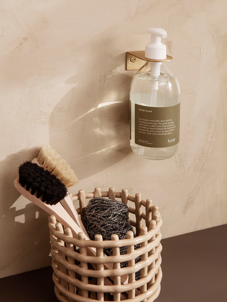 Colgador de pared Basho de Ferm Living