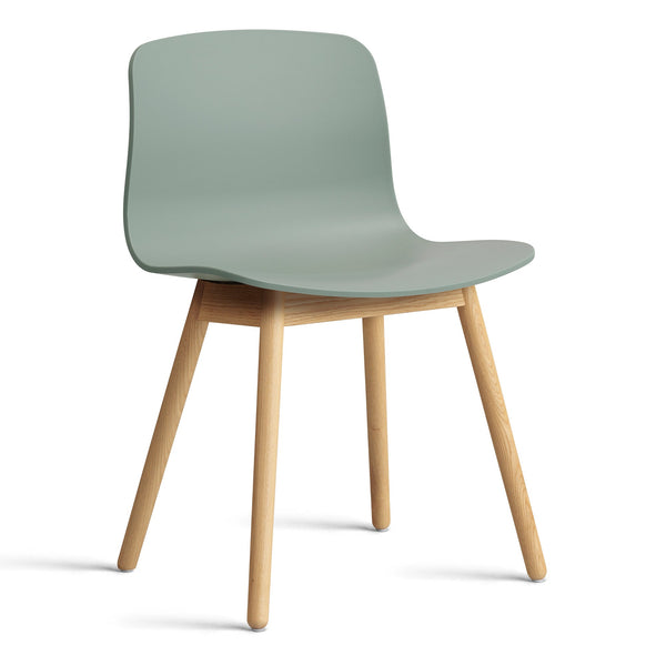 Silla About A Chair AAC 12 · HAY · fall green 2.0 / Varnished Oak