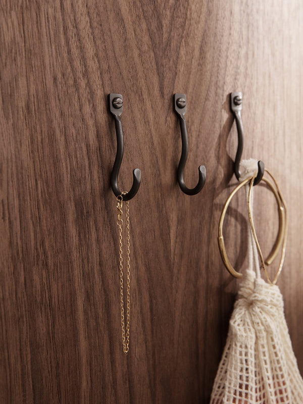 Colgadores Curvature de Ferm Living