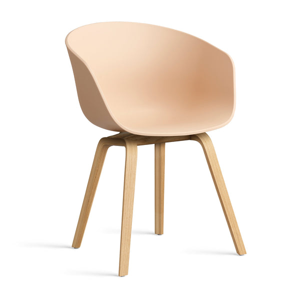 Silla About A Chair AAC 22 · HAY · pale peach 2.0 / Varnished Oak