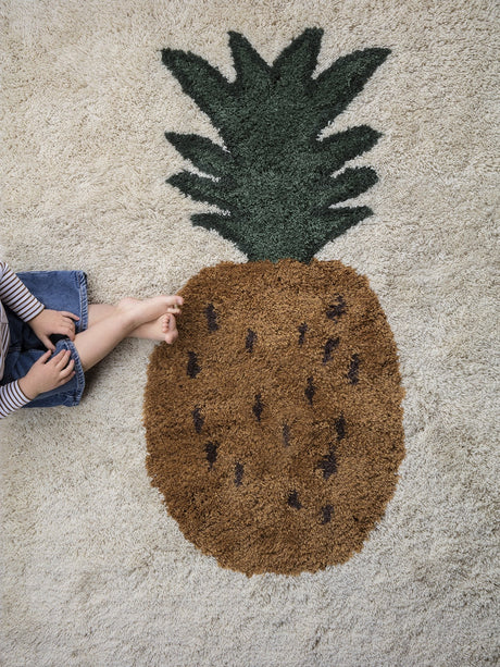 Alfombra tufting piña Fruiticana de Ferm Living