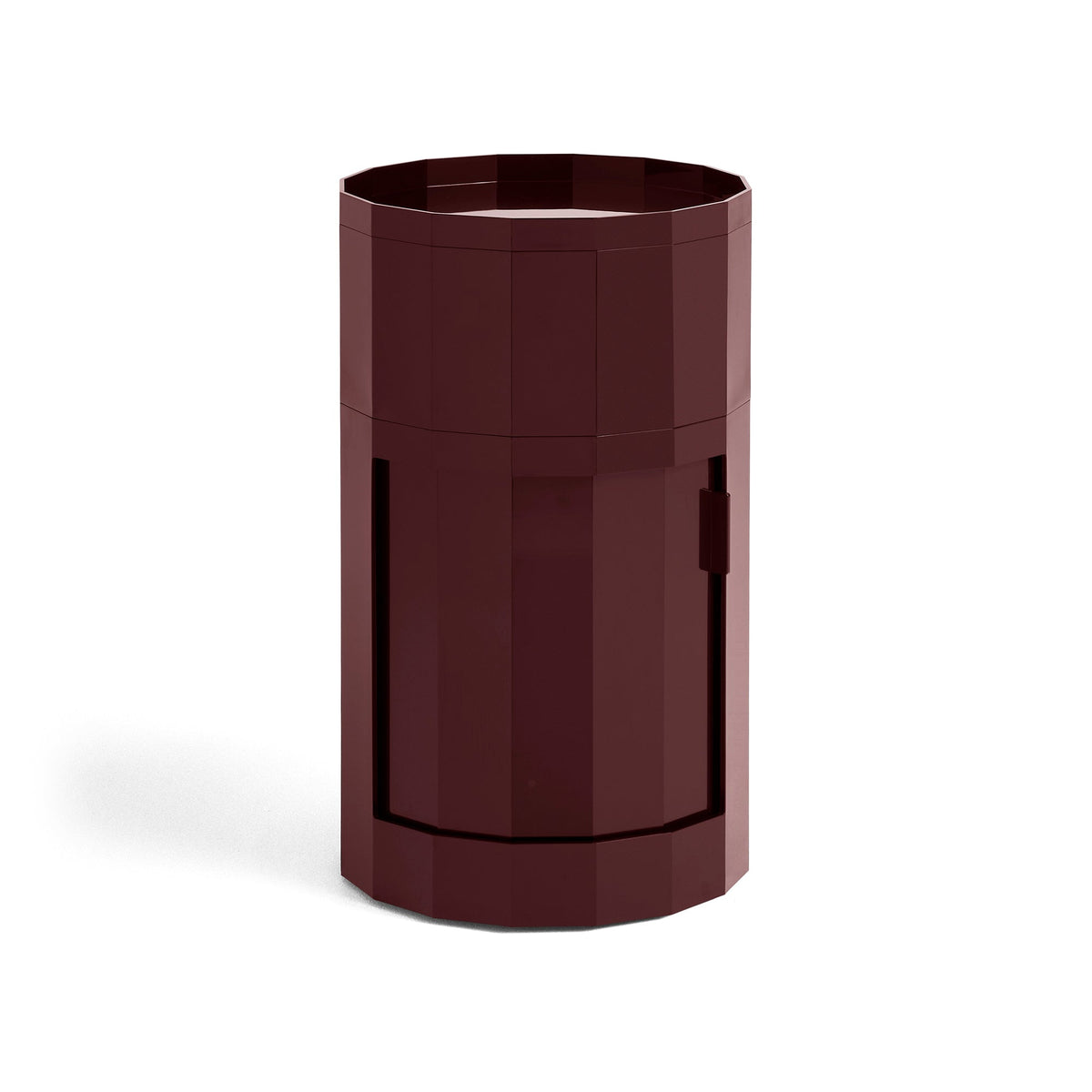 Mueble auxiliar Facet · HAY · Burgundy / High