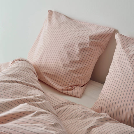 Funda de almohada Fineline · HAY · ambiente