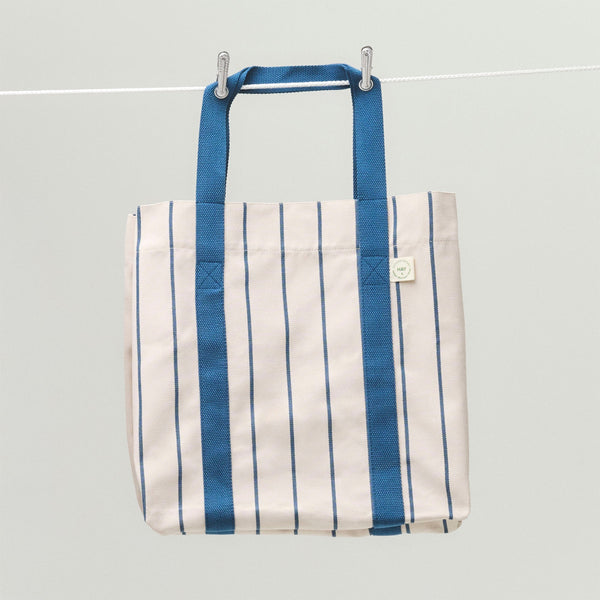 Bolsa tote Outdoor Market · HAY · ambiente