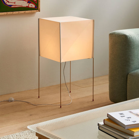 Lámpara de suelo Paper Cube · HAY · ambiente