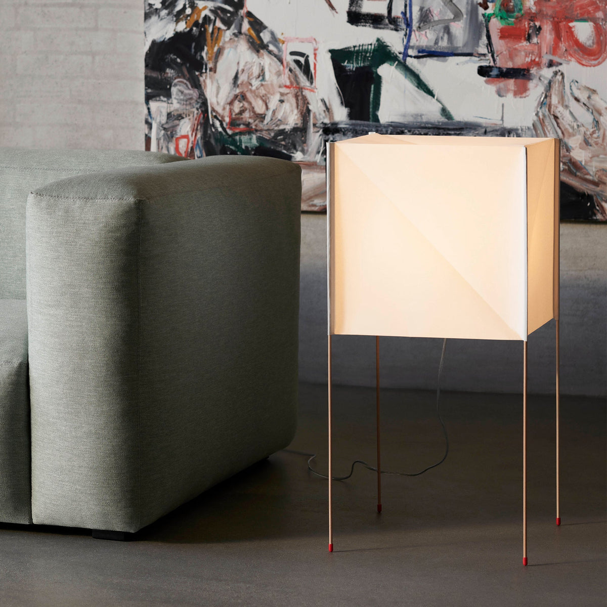 Lámpara de suelo Paper Cube · HAY · ambiente
