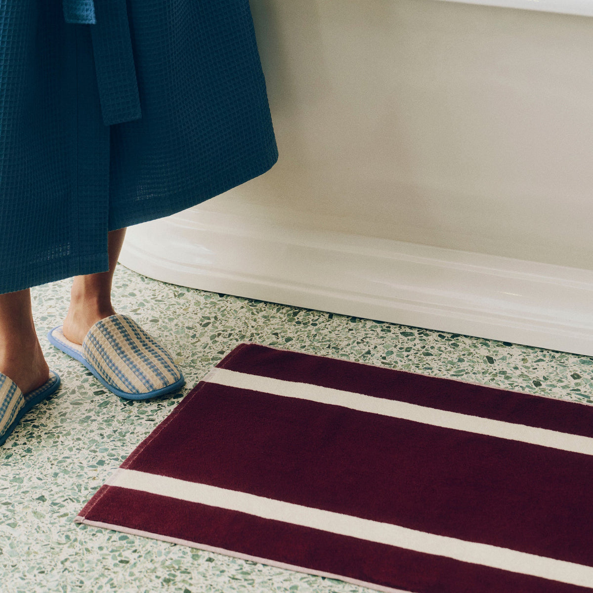 Alfombrilla de baño Stripe · HAY · ambiente