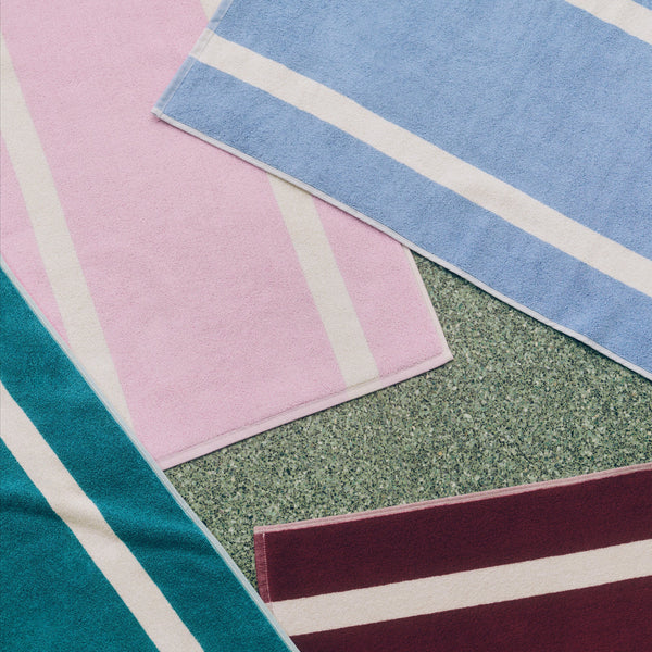 Alfombrilla de baño Stripe · HAY · ambiente