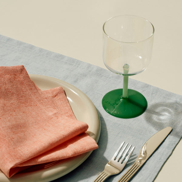 Copas de vino Tint · HAY · ambiente