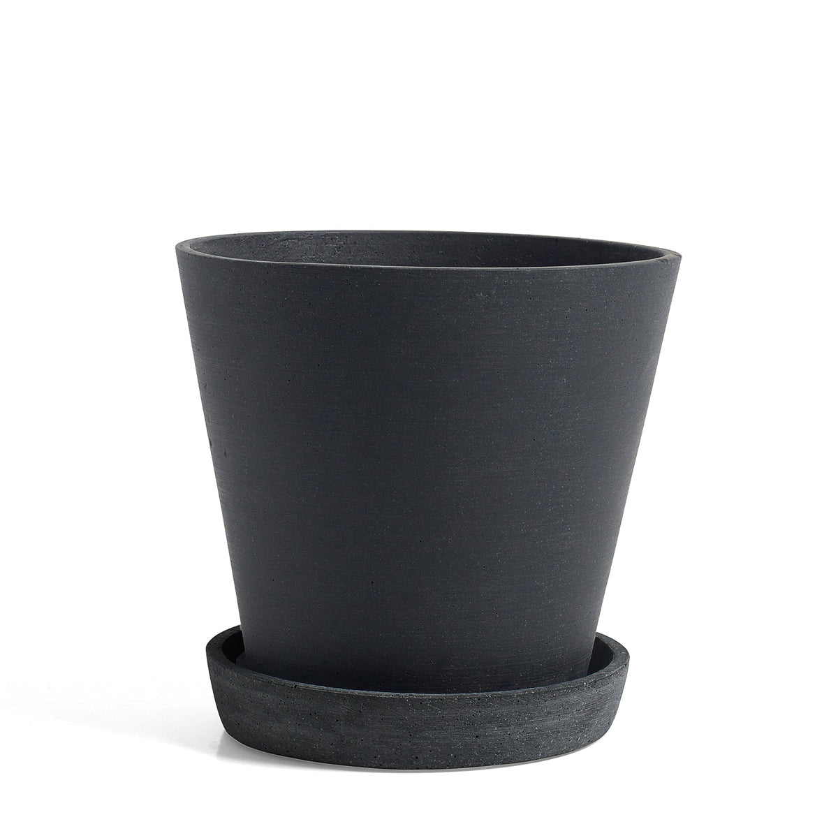 Maceta con plato Flowerpot · HAY · Black / L