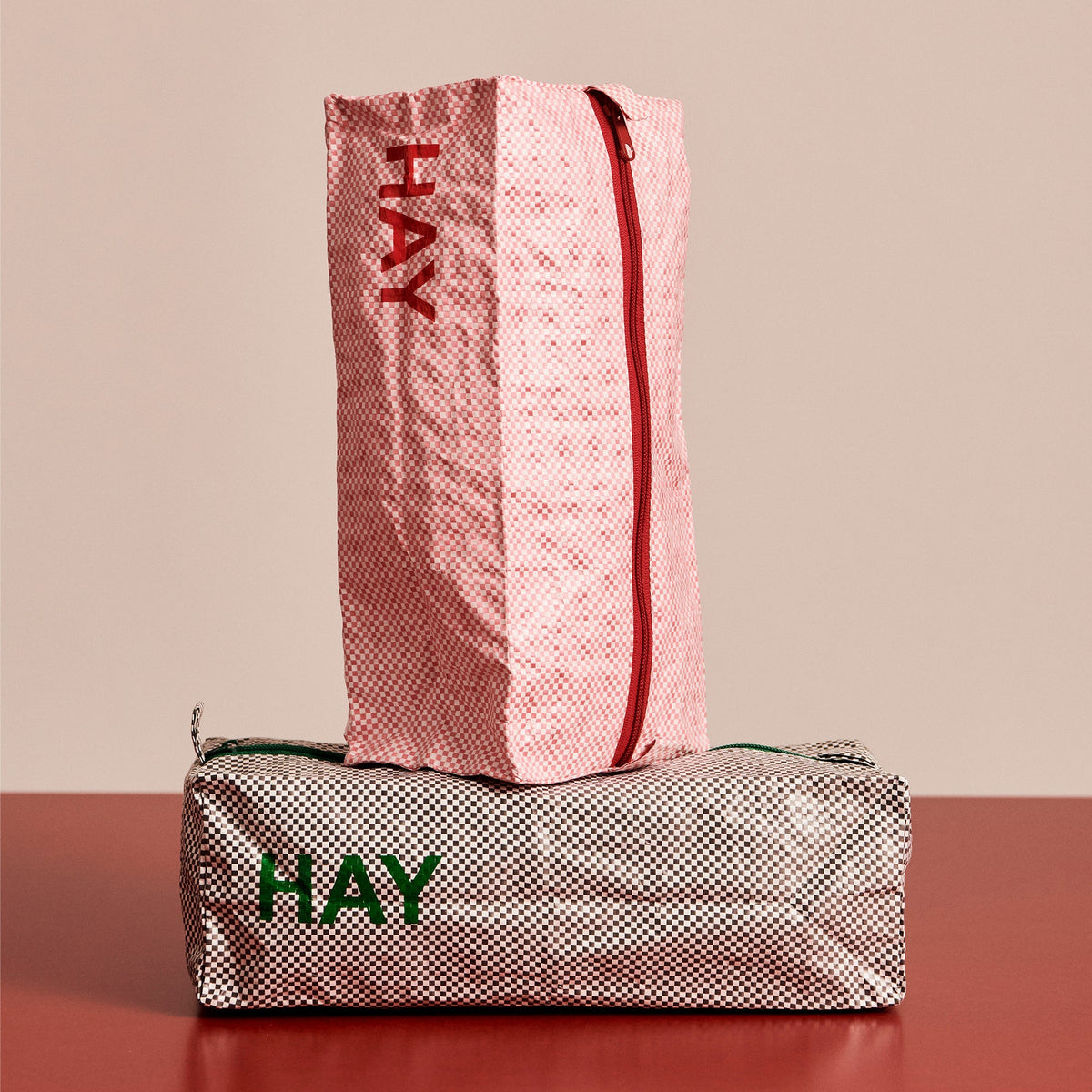 Neceser Candy Mono · HAY · ambiente