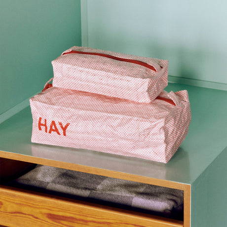 Neceser Candy Mono · HAY · ambiente