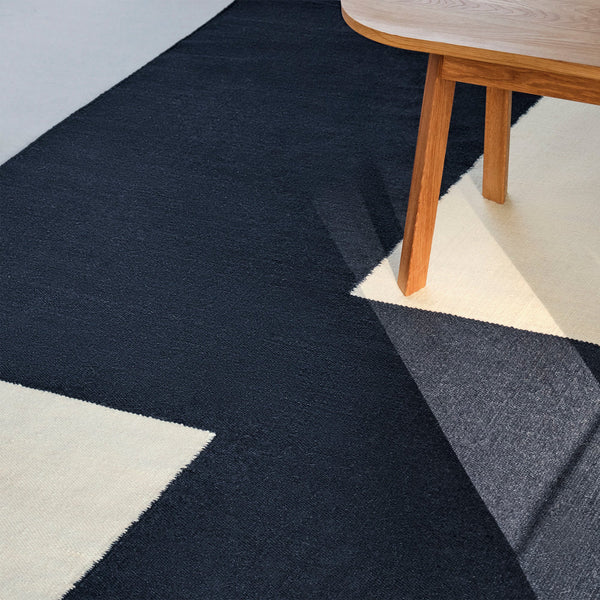 Alfombra Ethan Cook Flat Works · HAY · ambiente