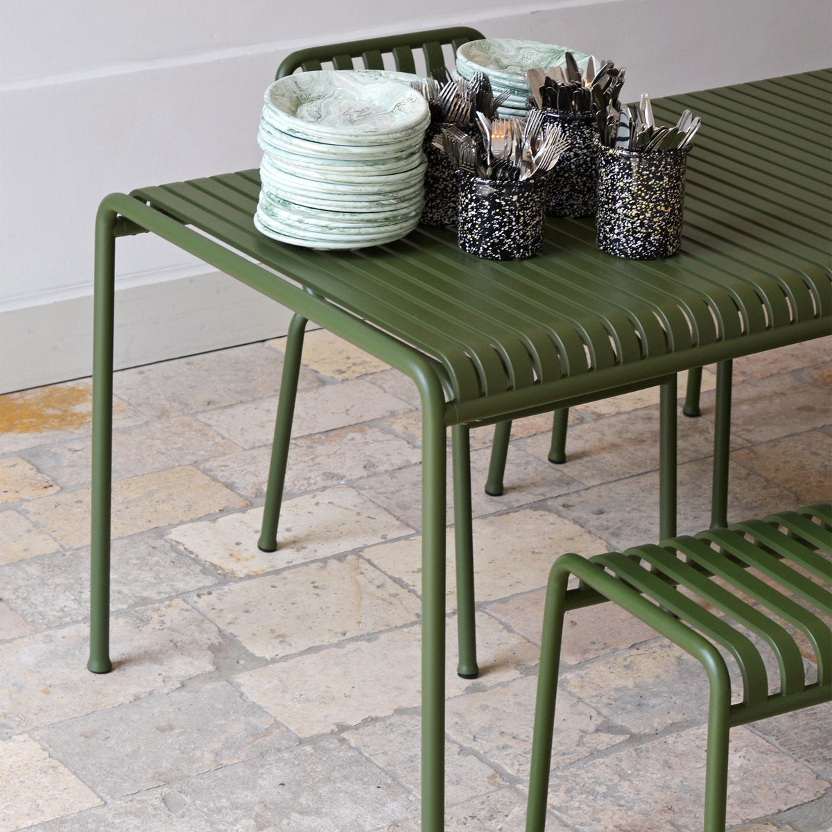 Mesa rectangular Palissade · HAY · ambiente