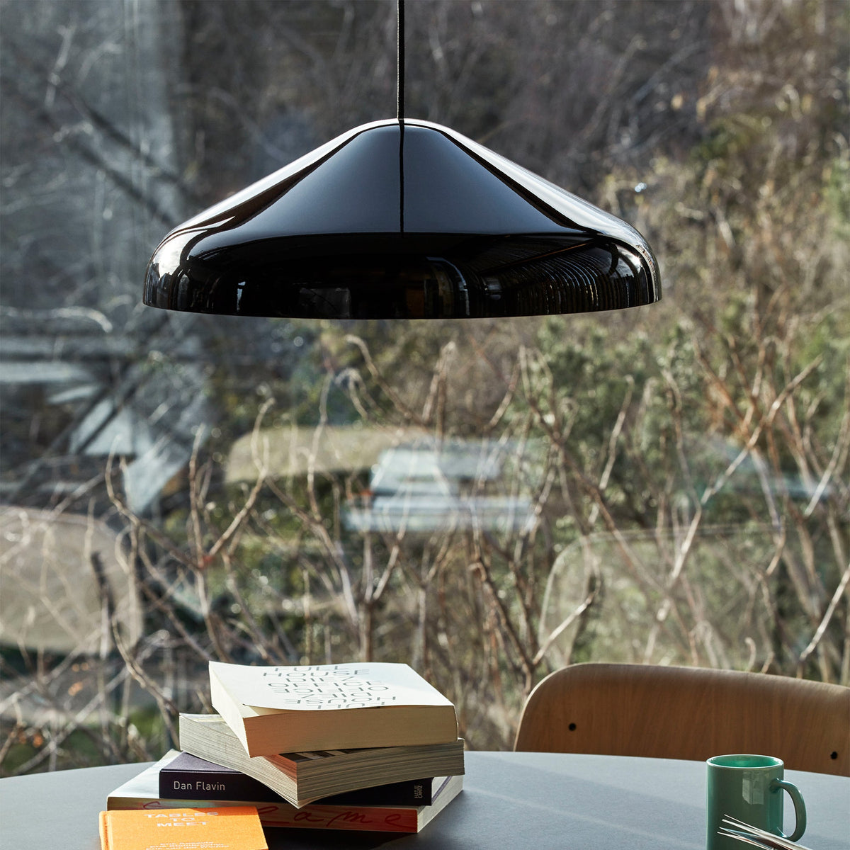 Lámpara colgante Pao Steel · HAY · ambiente
