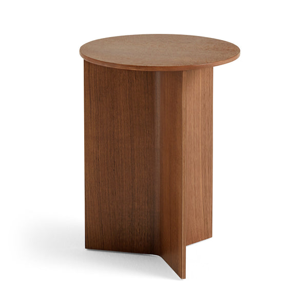 Mesa auxiliar Slit Table Round · HAY · Walnut, Natural / Ø 35 x H 47 cm