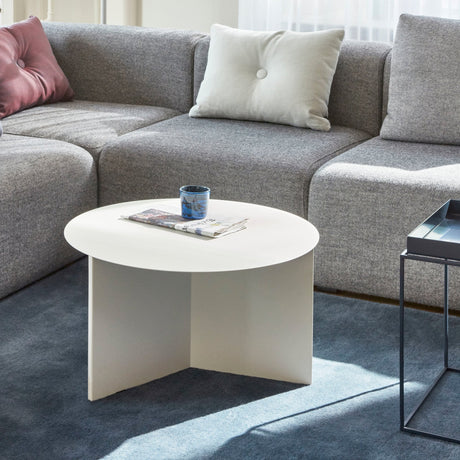 Mesa auxiliar Slit Table XL · HAY · ambiente