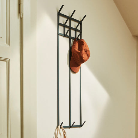Perchero de pared Tape · HAY · ambiente