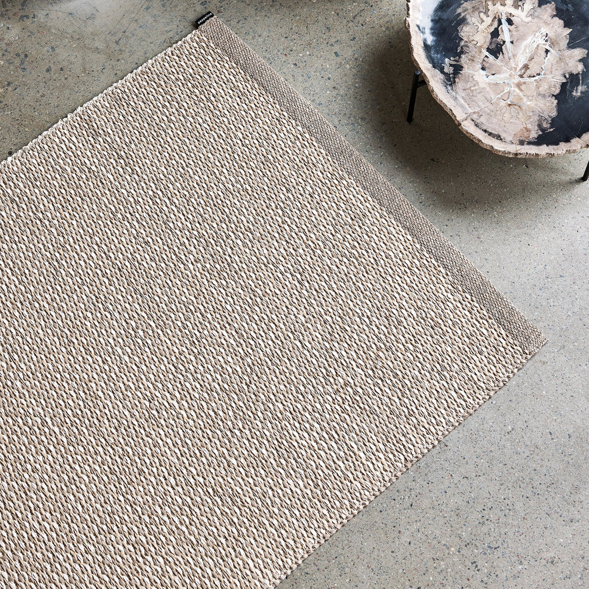 Alfombra de vinilo Effi de Pappelina