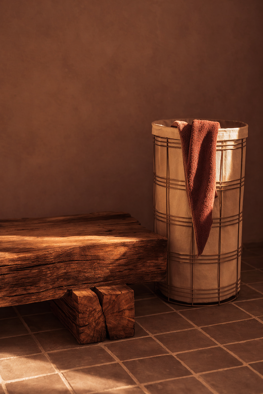 Fio Laundry Basket
